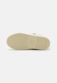 Veja SMALL LACES UNISEX - Tenisky - extra-white/brittany/almond