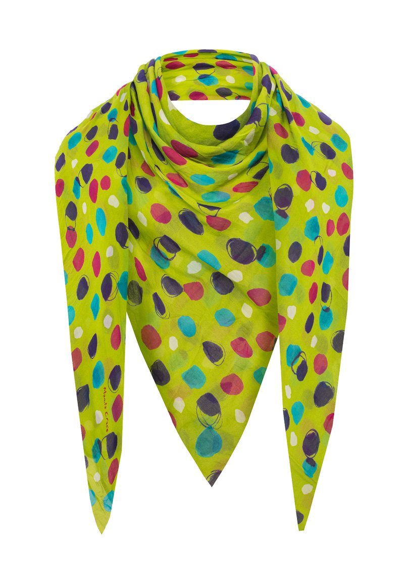 Foulard triangolare verde brillante con punti irregolari multicolore in blu, rosa, bianco e nero, modellato in morbide pieghe.