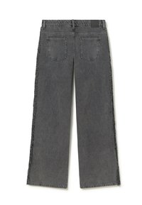 Jeans de pierna ancha en gris oscuro con bolsillos traseros y detalles de flecos negros a lo largo de las costuras laterales exteriores.