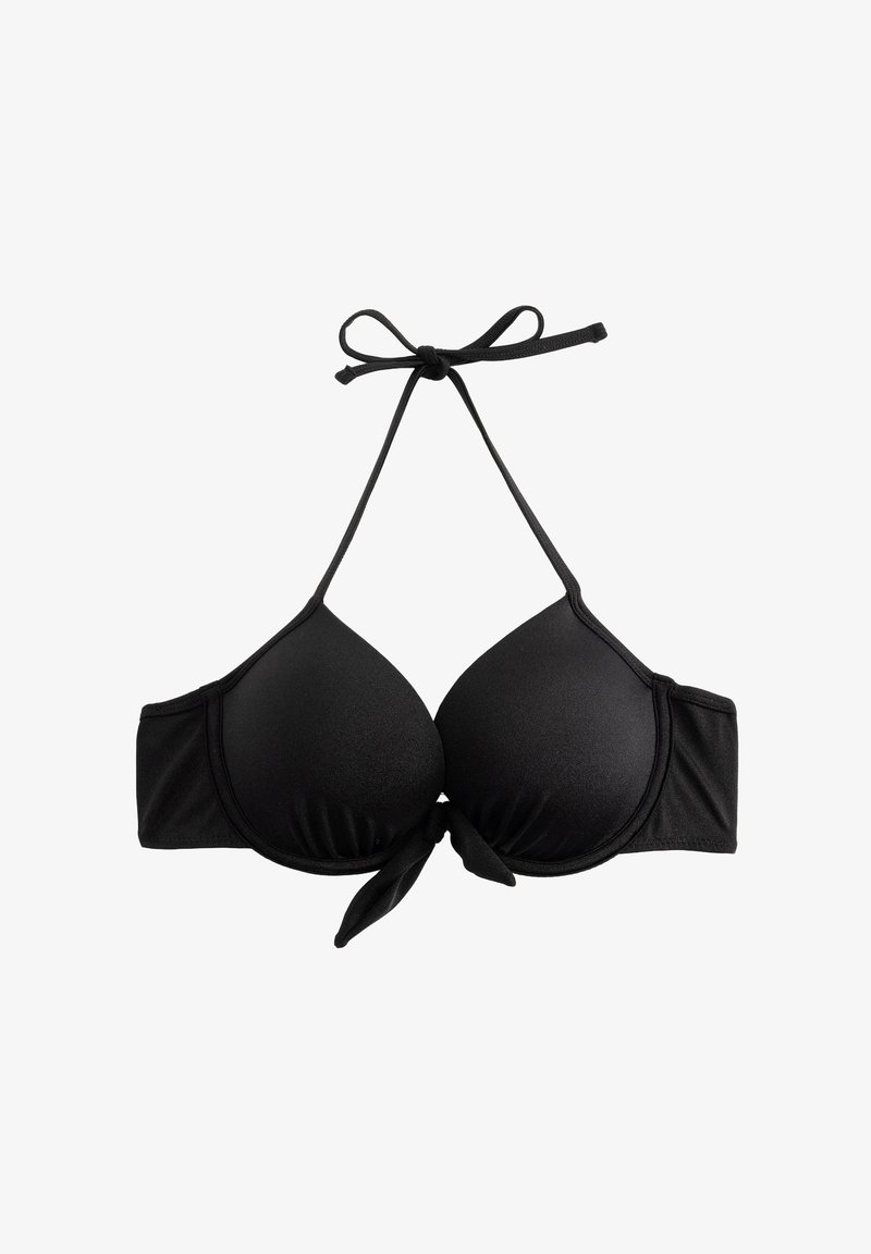 Zwarte bikinitop met gevoerde cups, verstelbare halternekstrikjes en een knoopdetail aan de voorkant. Gladde textuur zonder zichtbare patronen.