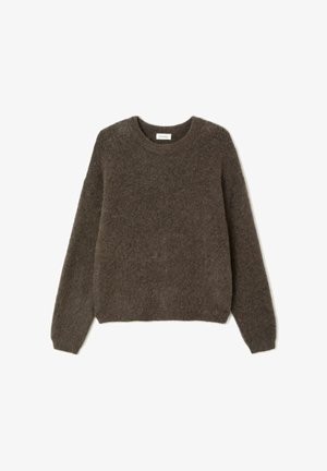 Brązowy, puszysty sweter z okrągłym dekoltem i długimi rękawami. Wykonany z miękkiego materiału, ma luźny fason i minimalistyczny design.