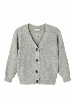 Cardigan grigio chiaro in maglia con maniche lunghe, trama a coste, scollo a V e quattro bottoni scuri sul davanti.