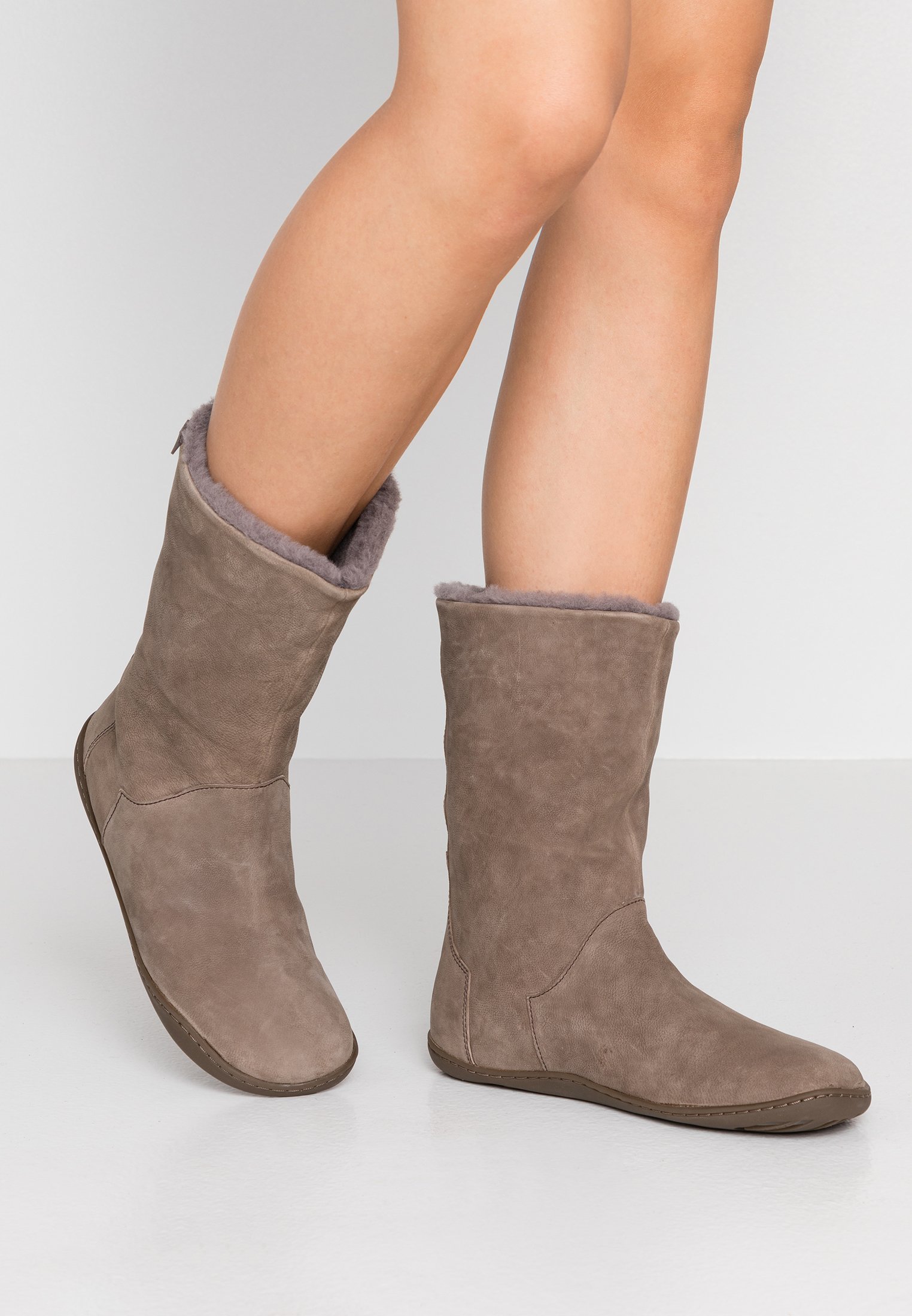 camper peu cami botas