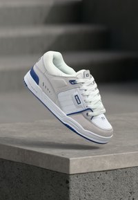 Sélectionné, blue/white