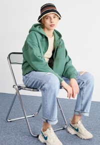 Dickies OAKPORT ZIP - Felpa con zip - dark forest