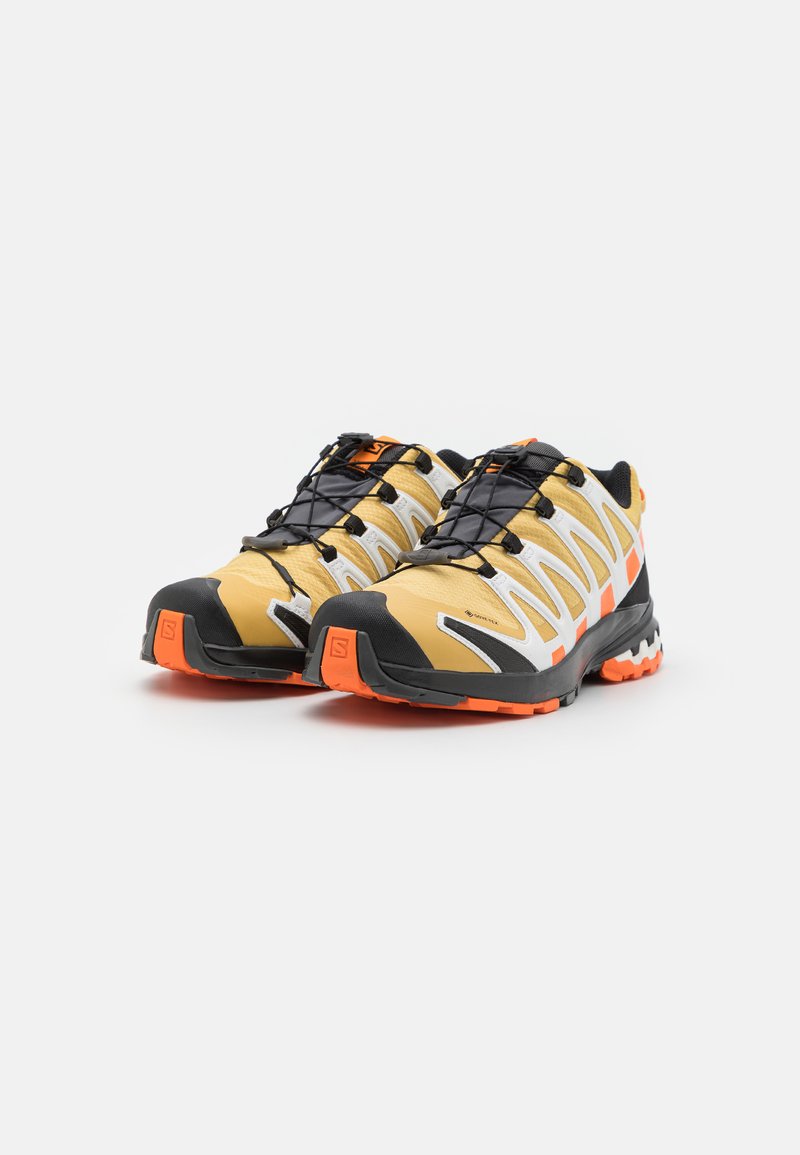 Herren Laufschuhe | Salomon XA PRO 3D V8 GTX Laufschuh Trail fall leaf/vibrant orange/white/beige - JE60024 Herren Laufschuhe | Salomon XA PRO 3D V8 GTX Laufschuh Trail fall leaf/vibrant orange/white/beige - JE60024