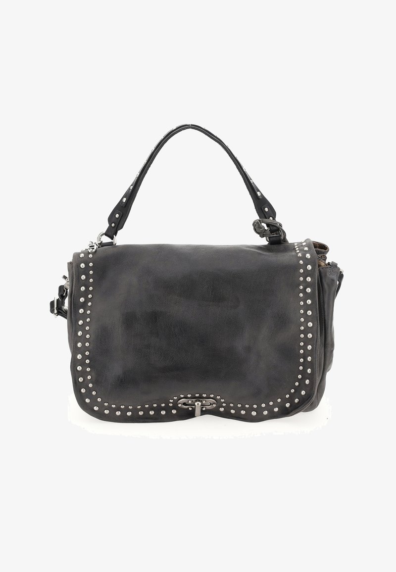 Sac à main en cuir noir avec des clous argentés le long des bords, une anse supérieure unique, et une fermeture à boucle sur le devant.
