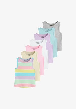 Sept débardeurs sans manches côtelés pour enfants dans des couleurs pastel, y compris rayé, jaune, rose, blanc, lavande, bleu et gris.