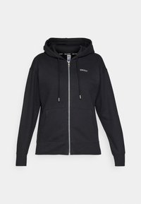 Čierna mikina na zips vyrobená z mäkkej tkaniny, s predným vreckom, kapucňou na šnúrku a malým logom na ľavom hrudníku.