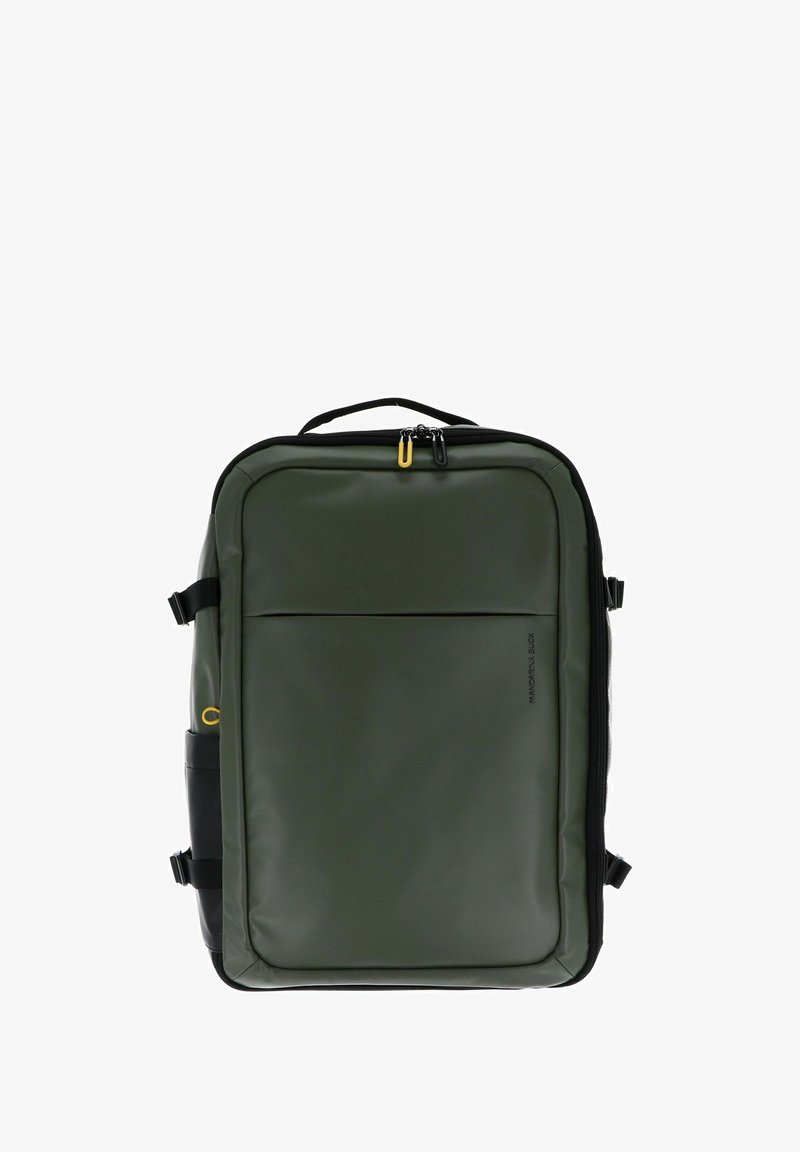 Sac à dos vert olive avec un extérieur lisse et imperméable, doté d'une poche zippée à l'avant et de détails noirs pour le contraste.