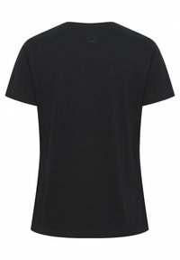 Čierne bavlnené tričko s okrúhlym výstrihom a krátkymi rukávmi. Obsahuje nenápadný logotyp na zadnej strane, hladkú textúru a voľný strih.