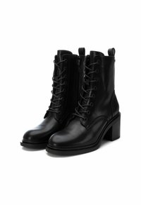 XTI Botines con cordones - black
