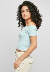 Urban Classics OFF SHOULDER - Tricou basic - seablue