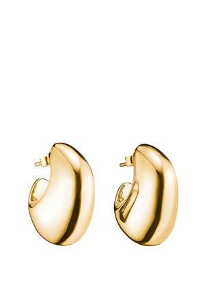 Paar glatter, glänzender, dicker goldener Creolen mit abgerundetem, geschwungenem, massiven Design und Stecker-Verschlüssen.