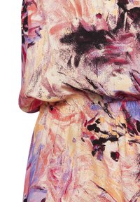 Buntes Kleid mit einem floral-abstrakten Muster in den Farbtönen Pink, Orange, Lila und Schwarz. Leichter Stoff mit einem elastischen Taillenbund.