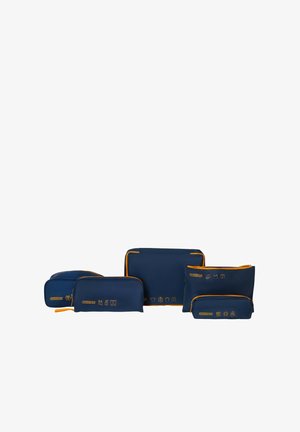 American Tourister, AMERICAN TOURIST. TA PACKING ORGANIZERS 5PCS UNISEX SET - Wash bag - navy/orange