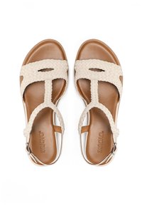 sandales inuovo solde