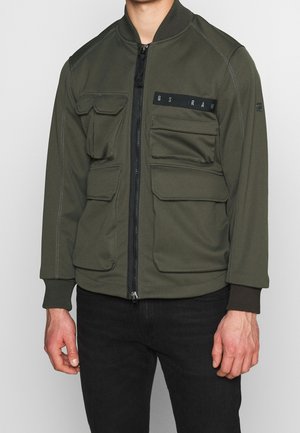 Chaqueta fina - olive