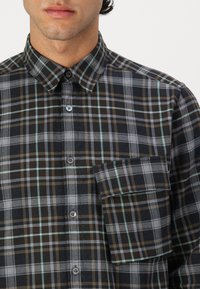 Belstaff SCALE SHIRT - Πουκάμισο - charcoal/oil blue