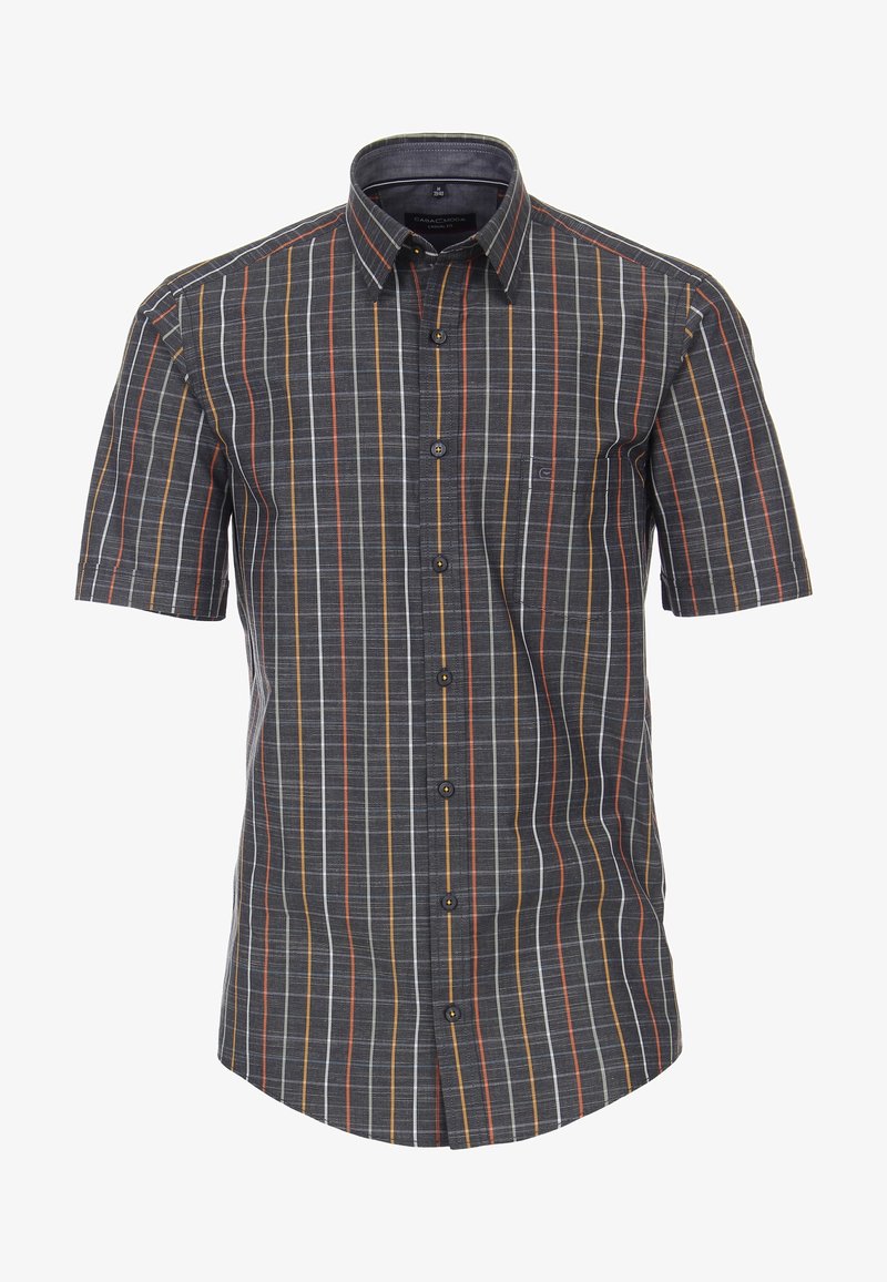 Chemise pour homme à manches courtes boutonnée avec une base gris foncé et des rayures verticales orange, blanches et jaunes.