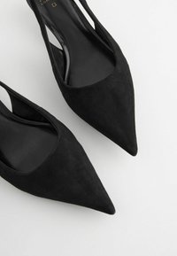 Next FOREVER COMFORT KITTEN POINT HEEL - REGULAR FIT - Klasické lodičky - black