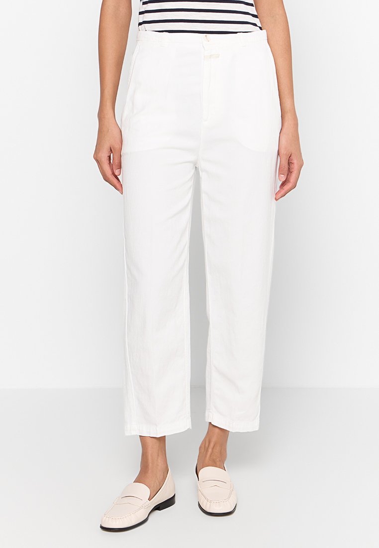 closed Broek wit closed Broek wit