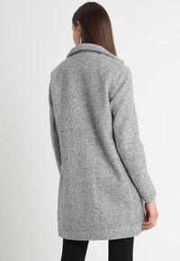 ONLY Krátký kabát - mottled light grey