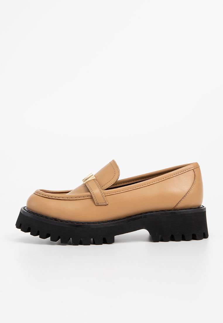 DKNY Instappers lichtbruin DKNY Instappers lichtbruin