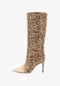 Pasirinkta, animalprint weiss