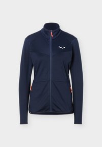 Επιλέχθηκε, navy blazer