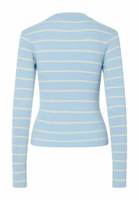 Gaiši zilas krāsas garroku džemperis ar svītrainu rakstu off-white krāsas horizontālās svītras. Vienkāršs apaļš izgriezums un pieguļošs siluets.