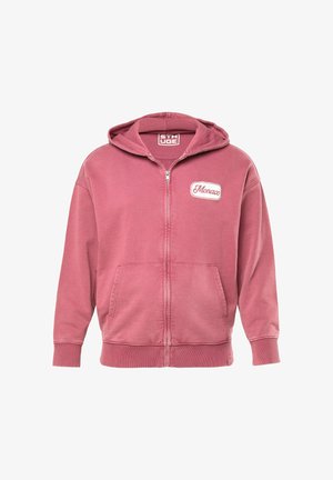 Støvet rosa lynlåshættetrøje med forlommer, "Monaco" mærke på brystet og fastgjort hætte, vist på en hvid baggrund.