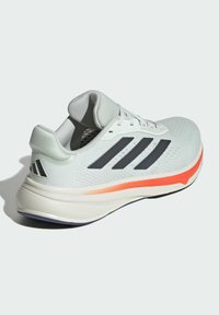 adidas Performance RESPONSE SUPER - Zapatillas running asfalto - crystal jade   carbon   solar red