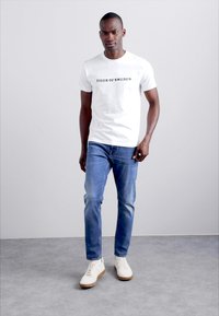 Tiger of Sweden PISTOLERO - Jeans Tapered Fit - medium blue