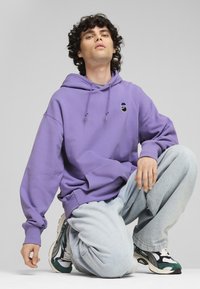 Puma TOWN  - Hoodie - lavender alert