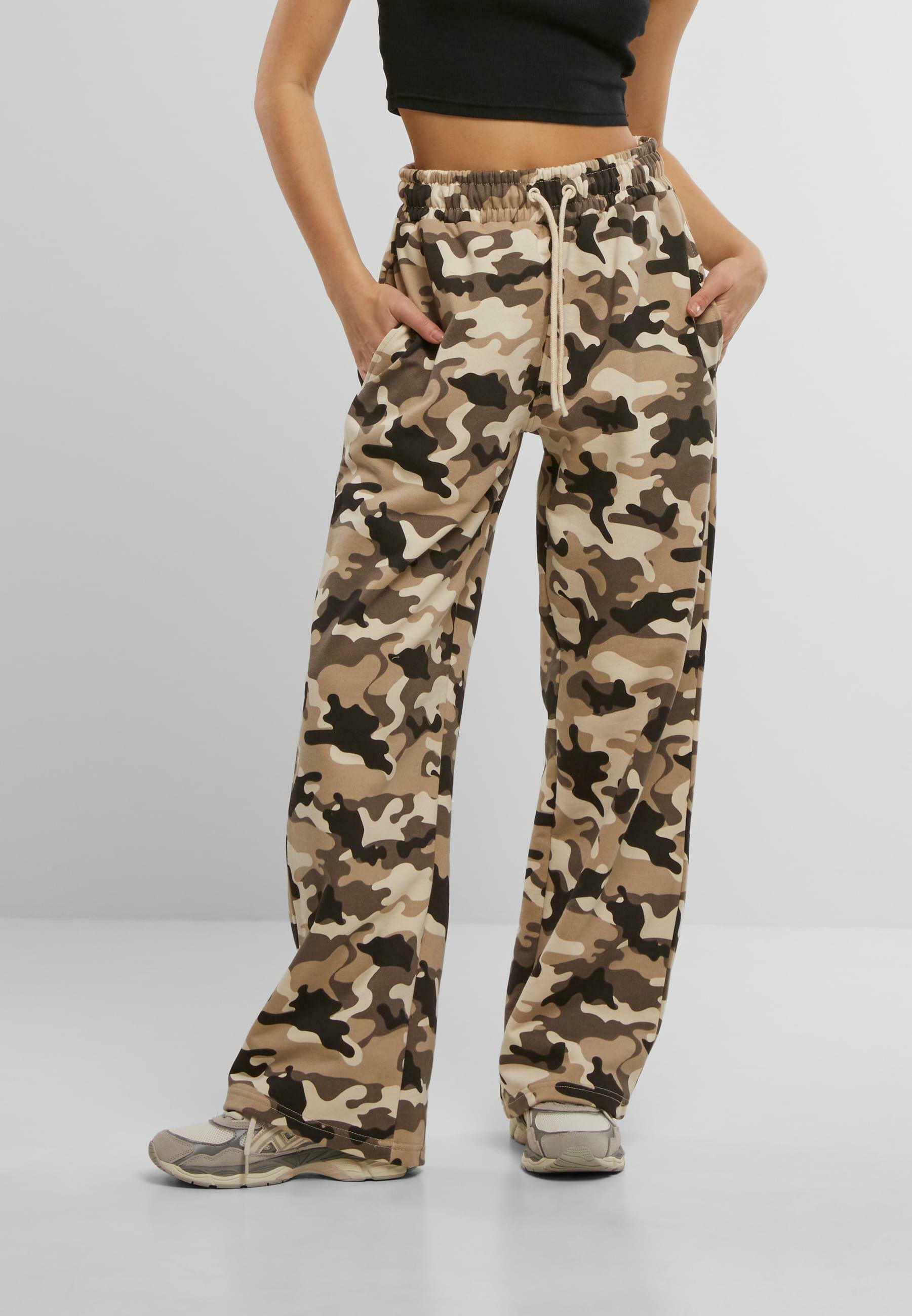DEF Tracksuit bottoms - beige camo/beige - Zalando.co.uk