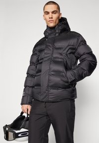 EA7 Emporio Armani CORTINA JACKET - Lyžiarska bunda - black