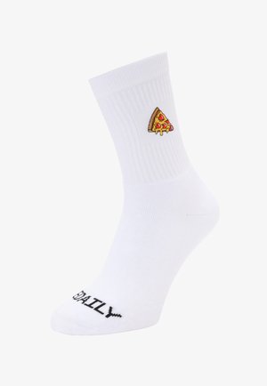 Weiße Baumwollcrew-Socke mit einem kleinen gestickten Pizzastück-Design und dem Aufdruck "DAILY" in Schwarz auf der Zehe.