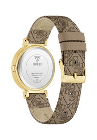 Reloj de acero inoxidable dorado con una correa de cuero beige con patrón que presenta diseños en relieve y cierre de hebilla. Resistente al agua.
