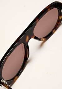 Massimo Dutti OVAL - Sunglasses - dark brown