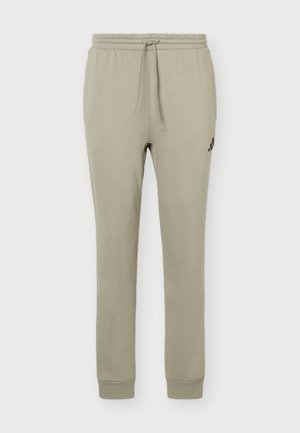 adidas Sportswear, ESSENTIALS FEELCOZY PANTS - Pantalon de survêtement - silver pebble/black