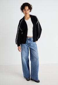 Vero Moda FENG LS V-NECK GA BOO - Kardigan - black