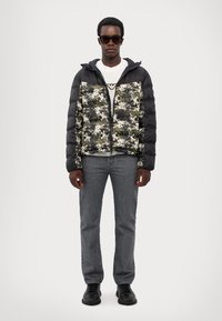 EA7 Emporio Armani GIUBBOTTO - Giacca invernale - fancy black