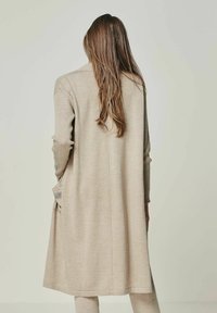 YOU LOOK PERFECT MERINO WOOL LOUNGEWEAR SET 3 PIECES - Nachtwäsche Set - taupe
