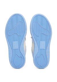 Thumbnail Image 6