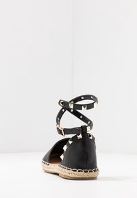RAID Wide Fit Espadrilles - black