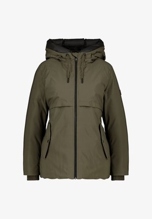 Olijfgroen pufferjack met een zwarte capuchon, ritssluiting aan de voorkant, trekkoord en twee zijzakken. Zachte textuur met geribbelde manchetten.