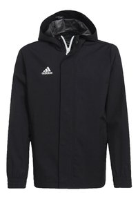 Černá voděodolná bunda s kapucí, na hrudi s bílým logem Adidas, pružnými manžetami a zapínáním na zip.