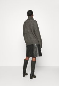 Zign Trui - mottled dark grey