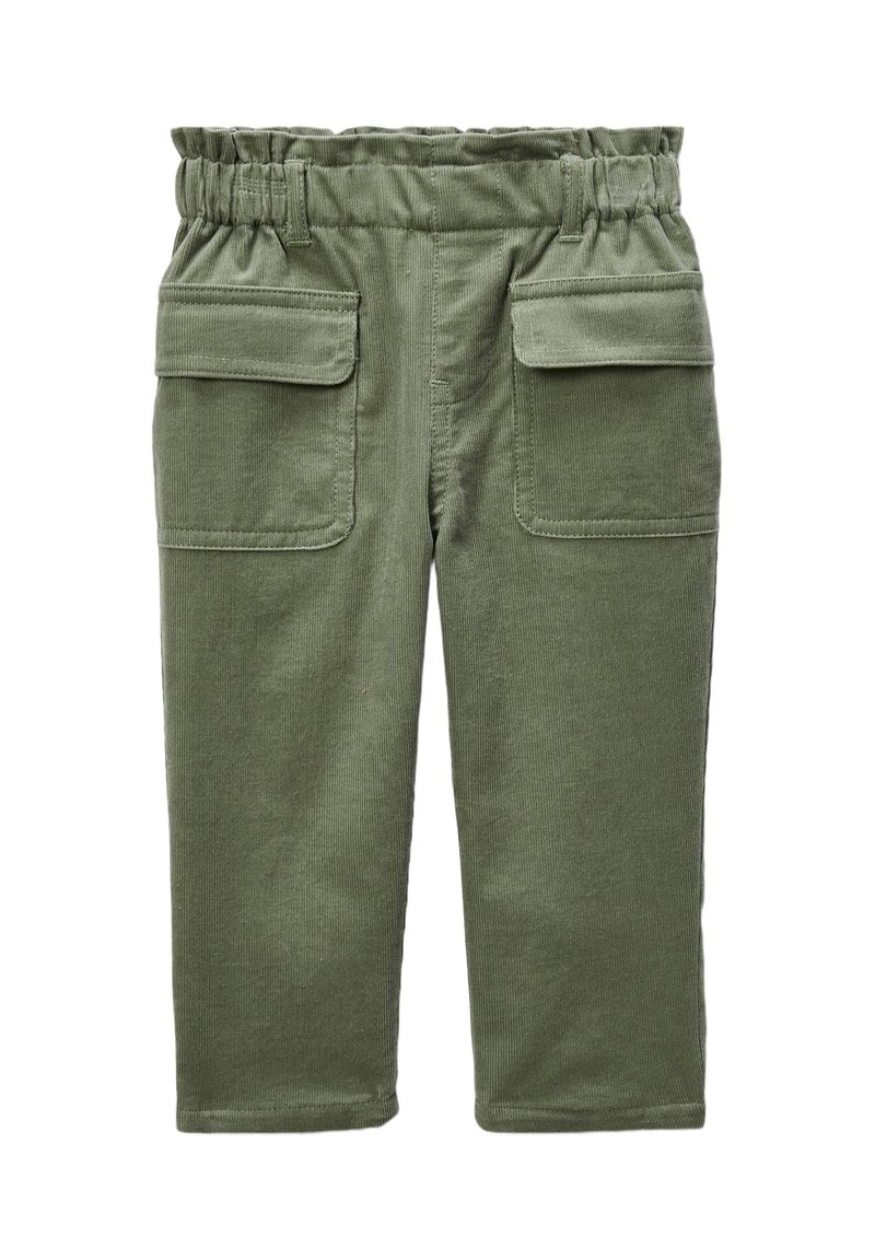 Pantalons en velours côtelé vert avec une taille froncée, deux poches avant et une coupe droite. Texture douce et longueur mi-mollet.